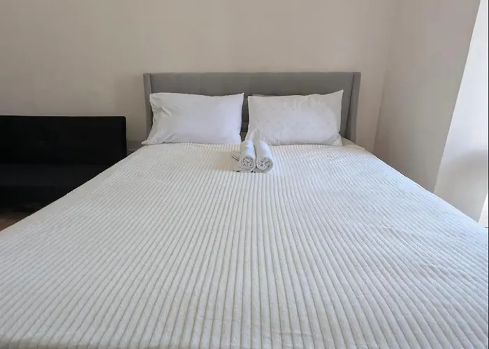 公寓式飯店 Miya's Crib F Staycation Tomas Morato Quezon 马尼拉
