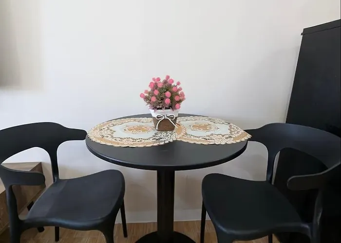 Miya's Crib F Staycation Tomas Morato Quezon 公寓式飯店